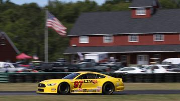 Sheehan Stays Top Ten After Challenging Outing at VIR